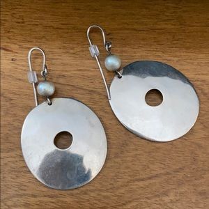 Sterling silver and pearl earrings